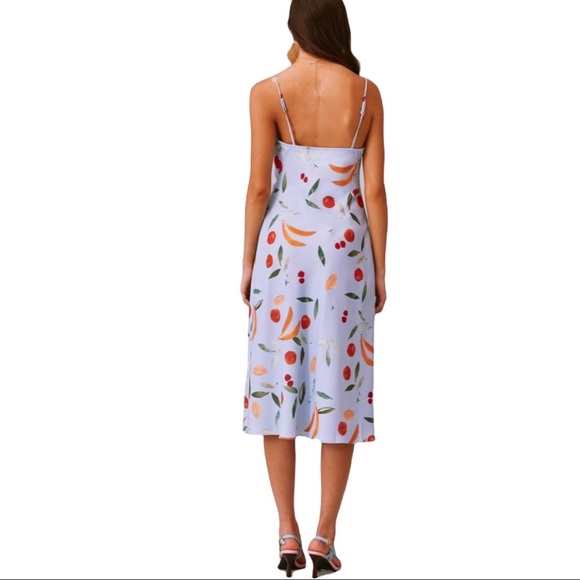 Finders Keepers CALYPSO MIDI DRESS size L US 8 blue with Allover fruit pattern - Picture 7 of 10